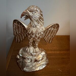 Majestic Vintage Gold-Tone Metal Eagle Statue – Heavy & Detailed